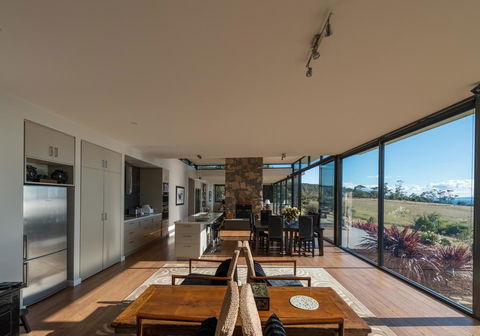 Dragonfly Lodge - Accommodation NSW 2