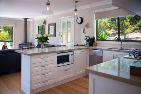 Ducks Bay - Accommodation NSW 2