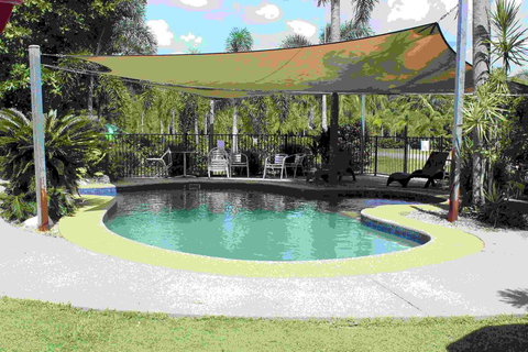 Dunk Island View Caravan Park - Accommodation NSW 2