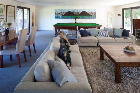 East Wing - Accommodation NSW 1