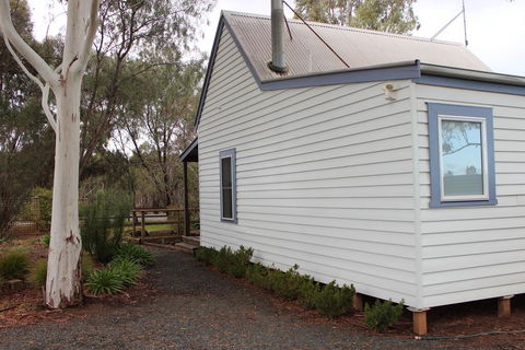 Elinike Guest Cottages - Accommodation NSW 1