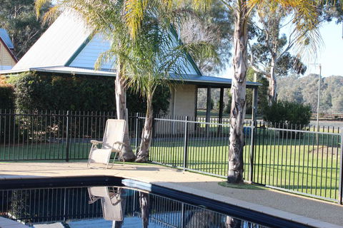 Elinike Guest Cottages - Accommodation NSW 0