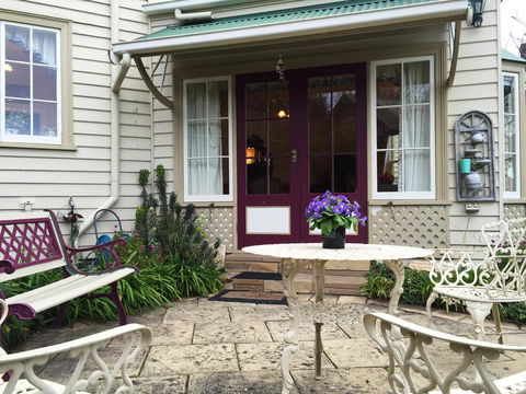 Ellie's Place On City Park - Accommodation NSW 2