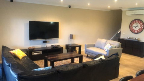 ELSINOR Townhouse 2 - Accommodation NSW 2