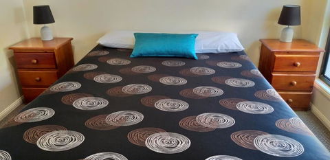 Emerald Motel Apartments - Accommodation NSW 3