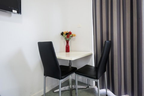 Euroa Motor Inn - Accommodation NSW 2