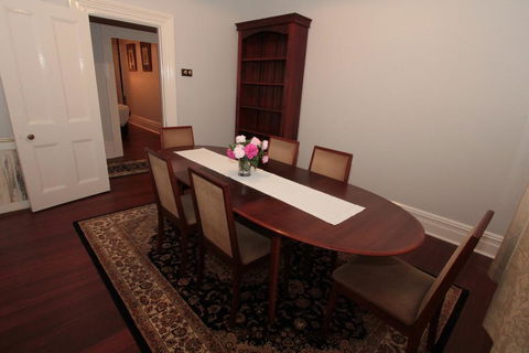 Evelyn House - Accommodation NSW 1