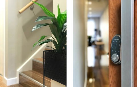 EVOLVE Near Adelaide CBD - Netflix / Wine / Lock Up Garage! - Accommodation NSW 2