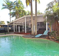 FABULOUS HOLIDAY HIDEAWAY - COOLUM BEACH - Accommodation NSW