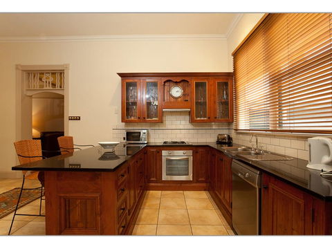 Fairholme Townhouse - Accommodation NSW 1