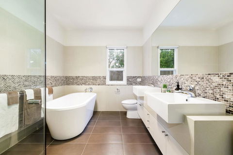 FAIRSEA RETREAT - RYE - Accommodation NSW 2