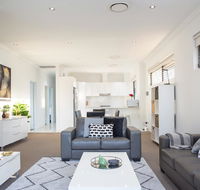 Family Size Apartment Close to Westmead Hospital - Accommodation NSW