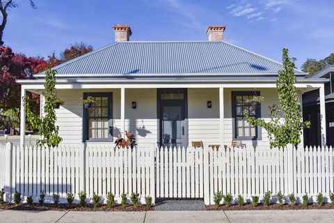 Farmers Arms Heritage Cottage - Accommodation NSW 0