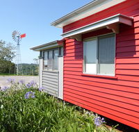 Flame Hill Vineyard - Accommodation NSW