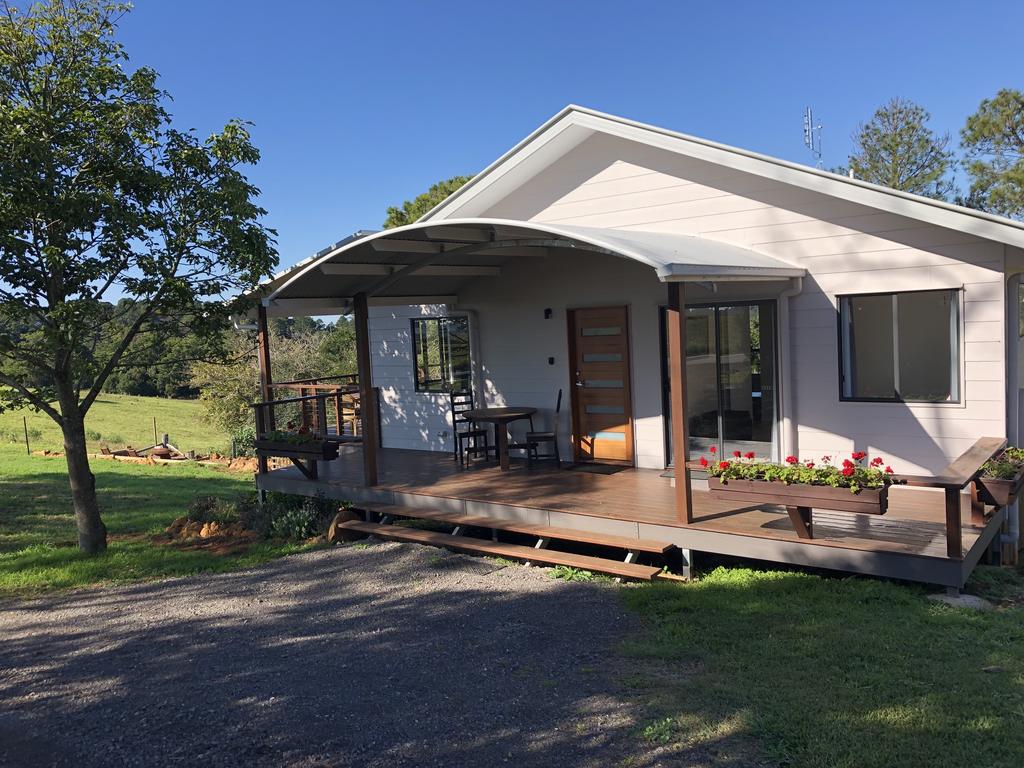 Booroobin QLD Accommodation NSW