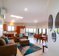 Flexi 3 at Belmont - Accommodation NSW