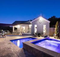 Florence - Accommodation NSW