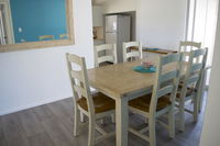 Book Lightning Ridge Accommodation Vacations Accommodation NSW Accommodation NSW