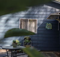 Funky Flat on Acreage - Accommodation NSW