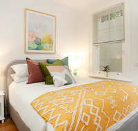 Funky Inner West Studio with Patio 20 Min from CBD - Accommodation NSW