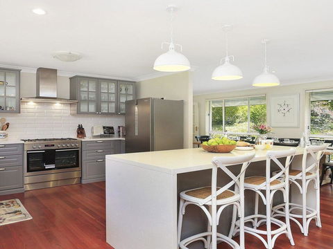 Garland Park - 3 Night Weekends For Price Of 2 - Accommodation NSW 0