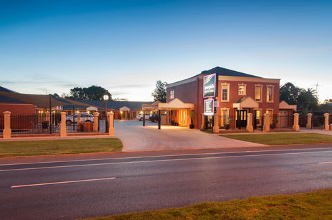Georgian Motor Lodge - Accommodation NSW 0