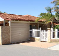 Geraldton Luxury Retreat 2 - Accommodation NSW