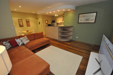 Glebe Self-Contained Modern One-Bedroom Apartment (47ROS) - Accommodation NSW 2