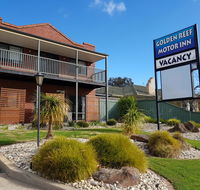 Golden Reef Motor Inn - Accommodation NSW