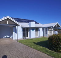 Golf and Beach Retreat - Accommodation NSW