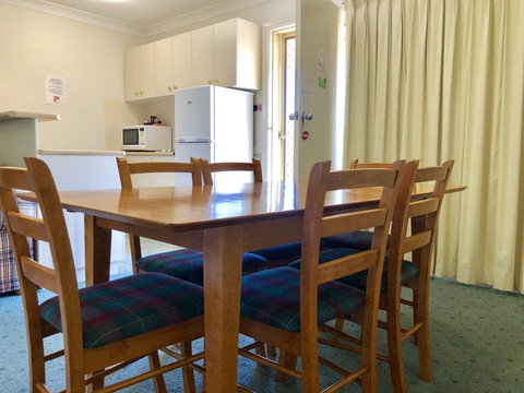 Golfview Motor Inn - Accommodation NSW 1