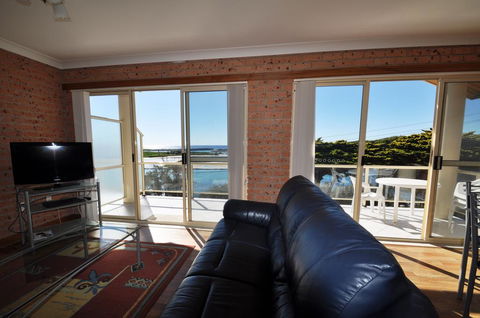 Grand Pacific 1 - Unit 4 - Accommodation NSW 1