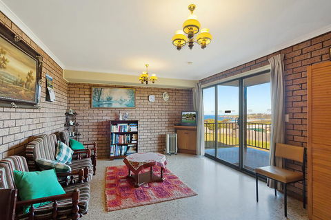 Grandview Apartment - Ocean Views - Accommodation NSW 0