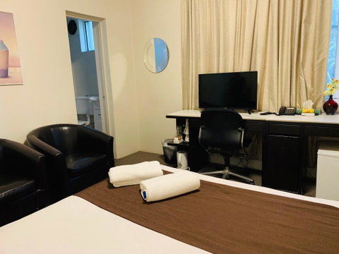 Greenwich Inn Motel - Accommodation NSW 2