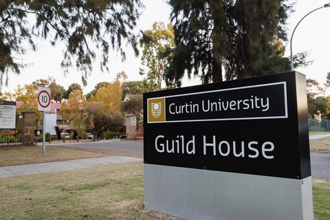 Guild House 6 Bedroom Flat - Accommodation NSW 1