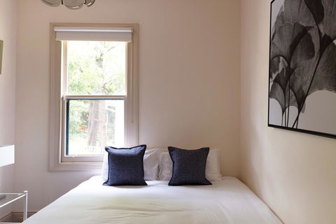 Halina - Accommodation NSW 2