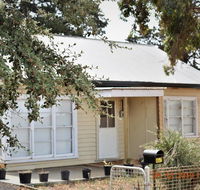 Happy cozy house for holidays Beach BBQ Pet friendly 35kms from CBD in country life style  - Accommodation NSW