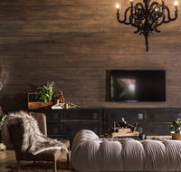 Hardwood House - Accommodation NSW