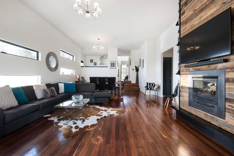 Harlequin - Accommodation NSW 3