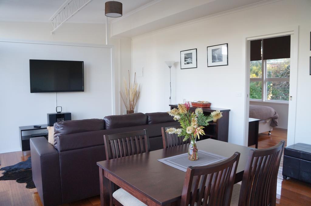Tarrone VIC Accommodation NSW