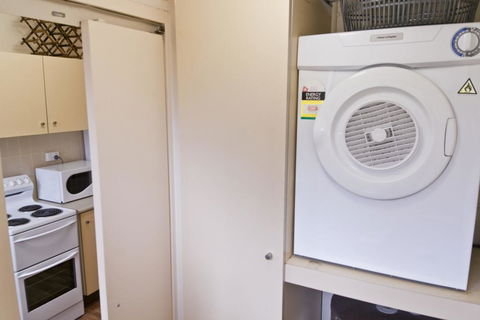 Hawaiian Gardens - Unit 22 - Accommodation NSW 2