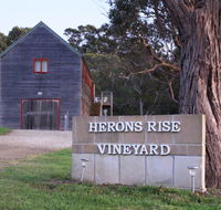 Herons Rise Vineyard Accommodation - Accommodation NSW