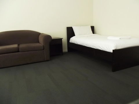 Heyfield Railway Hotel - Accommodation NSW 2