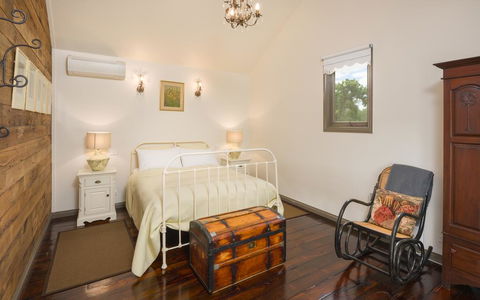 Historic Timboon House Stables & Gardens - Accommodation NSW 2