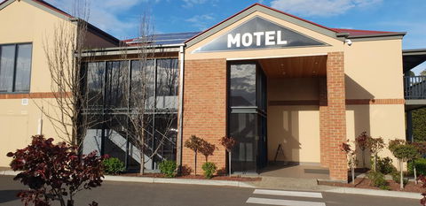 Hogans Motel - Accommodation NSW 0