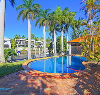 Holiday Home Coveside  Sanctuary Cove - Accommodation NSW