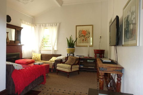 Home Central Perth - Accommodation NSW 2