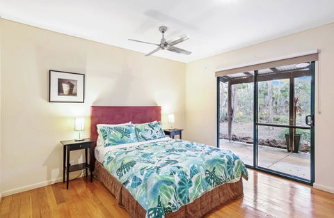 Island Brook Estate Winery And Chalets - Accommodation NSW 3