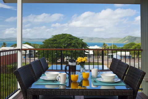 Island Villas & Apartments - Accommodation NSW 0