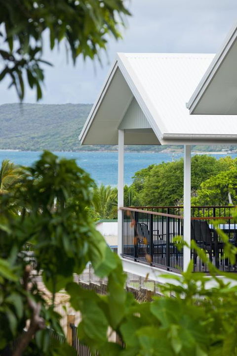 Island Villas & Apartments - Accommodation NSW 3